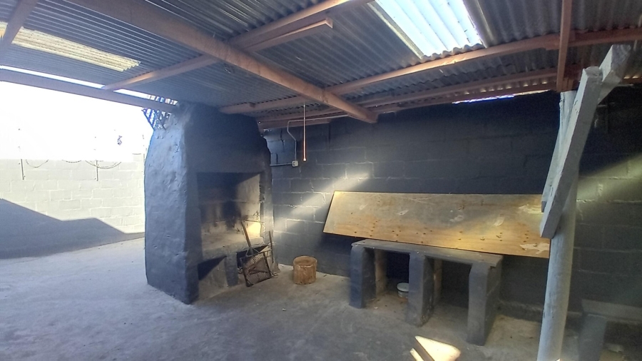 4 Bedroom Property for Sale in Paternoster Western Cape